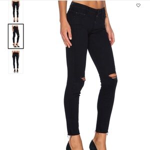 NWOT MOTHER Looker in Guilty as Sin Jeans